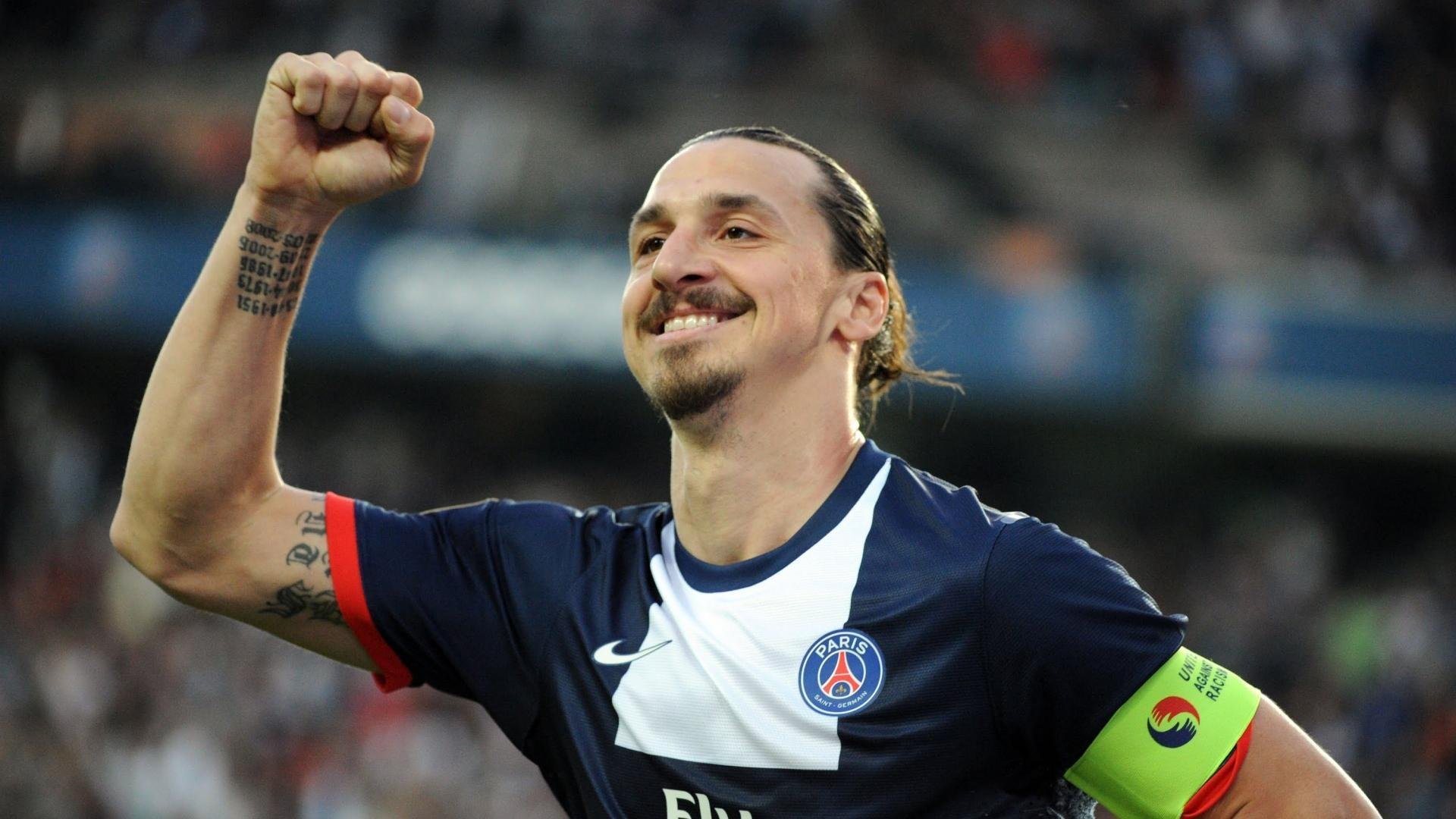 乐鱼官方登录入口-拜仁主场大胜，提前锁定晋级资格，拜仁各项赛事连胜